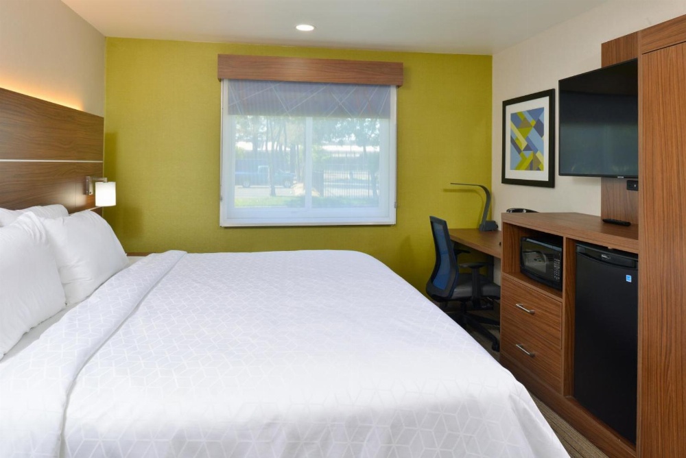 Holiday Inn Express Santa Rosa North